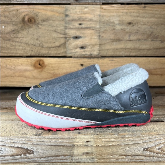 Sorel Women's Mackenzie Snow Slip on Shoes - Gray - 7 - Picture 1 of 8